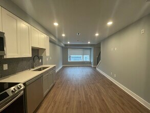 1410 Germantown Ave, Unit 9 in Philadelphia, PA - Building Photo - Building Photo