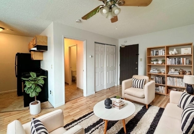 2731 Pillsbury