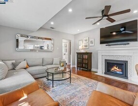 161 Maiden Ln in Danville, CA - Building Photo - Building Photo