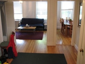 53 Manchester Rd in Brookline, MA - Building Photo - Building Photo