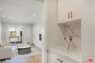 4457 Murietta Ave in Los Angeles, CA - Building Photo - Building Photo