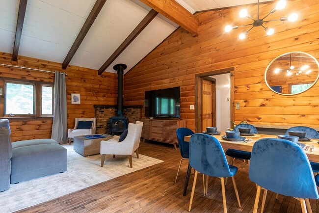 58 Valk Rd in Saugerties, NY - Building Photo - Building Photo