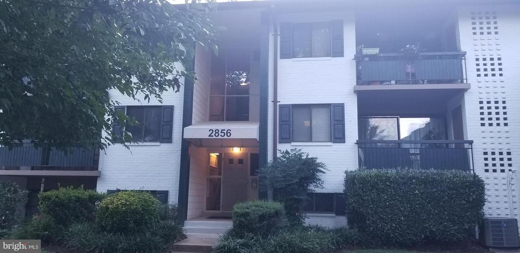 2856 Dover Ln in Falls Church, VA - Building Photo