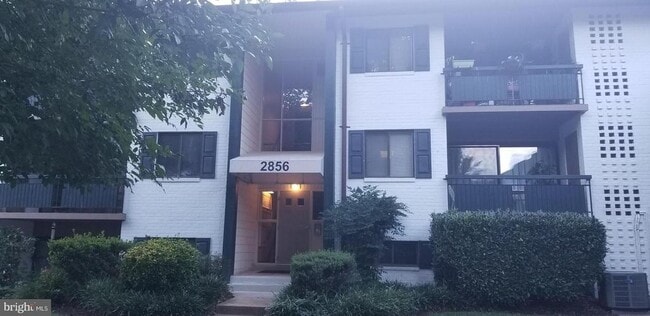property at 2856 Dover Ln