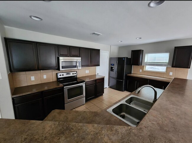5420 Shady Springs Trail in Fort Worth, TX - Foto de edificio - Building Photo