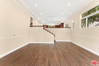 1630 Bridgeport Dr in Los Angeles, CA - Building Photo - Building Photo