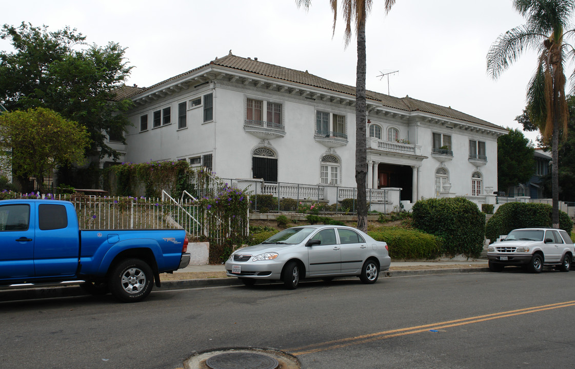 236 S Vendome St in Los Angeles, CA - Building Photo