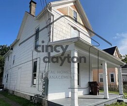 110 N River St in Franklin, OH - Foto de edificio - Building Photo