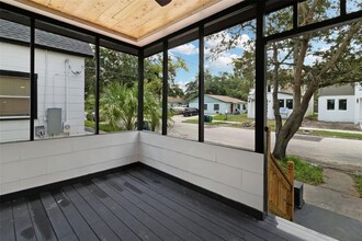 2329 W Beach St in Tampa, FL - Building Photo - Building Photo