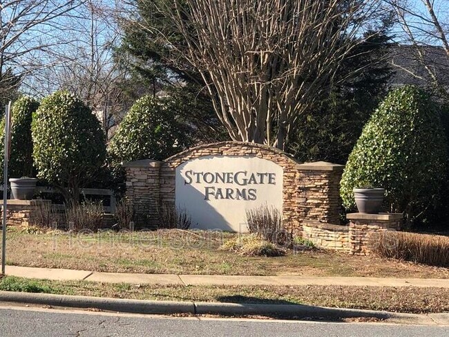 7802 Rolling Meadows Ln in Huntersville, NC - Building Photo - Building Photo