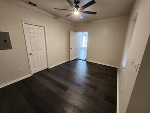 1828 S Peoria St, Unit 2 F in Chicago, IL - Building Photo - Building Photo