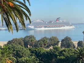 The Normandy in San Pedro, CA - Foto de edificio - Building Photo