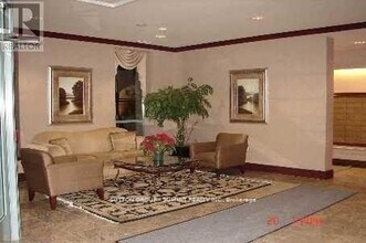 28 Olive Ave in Toronto, ON - Building Photo - Building Photo