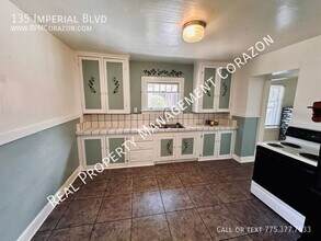 135 Imperial Blvd in Reno, NV - Building Photo - Building Photo