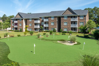 Luxe and Legends at Morganton Park Apartme in Southern Pines, NC - Building Photo - Building Photo