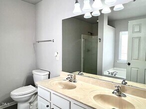 204 Hillview Dr in Durham, NC - Building Photo - Building Photo