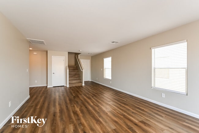 7425 Aardvark Walks St in Las Vegas, NV - Building Photo - Building Photo