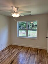 211 Love St in Hendersonville, NC - Building Photo - Building Photo