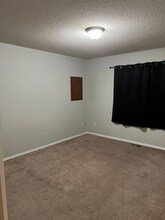 9934 E Kinkaid Cir in Wichita, KS - Building Photo - Building Photo