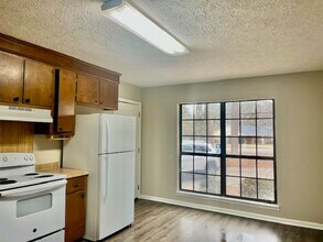 214 Huffaker Rd NW in Rome, GA - Building Photo - Building Photo