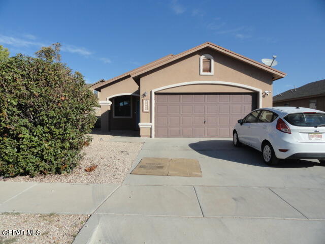 5029 Lone Cactus Ct in El Paso, TX - Foto de edificio