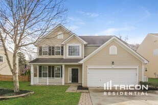 12927 Rothe House Rd in Charlotte, NC - Building Photo