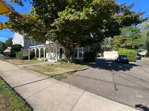 131 Montowese St in Branford, CT - Building Photo - Building Photo