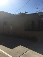 2112 W Wardlow Rd in Long Beach, CA - Building Photo - Building Photo