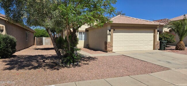 12413 N El Frio St in El Mirage, AZ - Building Photo - Building Photo