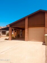 13037 N 51st Dr in Glendale, AZ - Building Photo - Building Photo