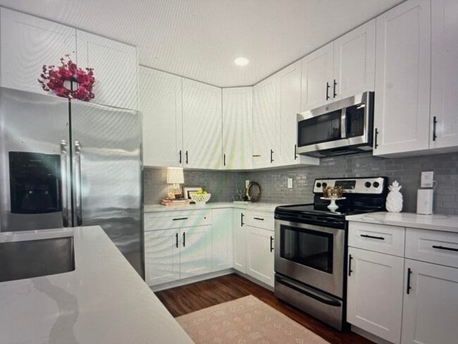 3318 Blue Fin Dr in West Palm Beach, FL - Building Photo - Building Photo