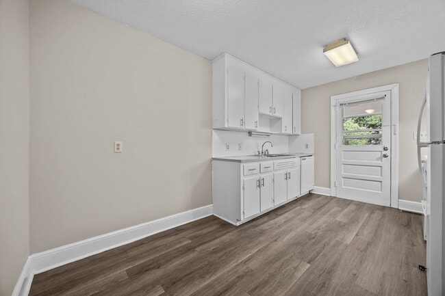 204 McNeil St in Lillington, NC - Building Photo - Building Photo