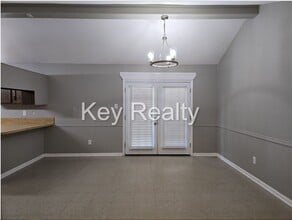 2412 Greenway Dr in Alexandria, LA - Building Photo - Building Photo