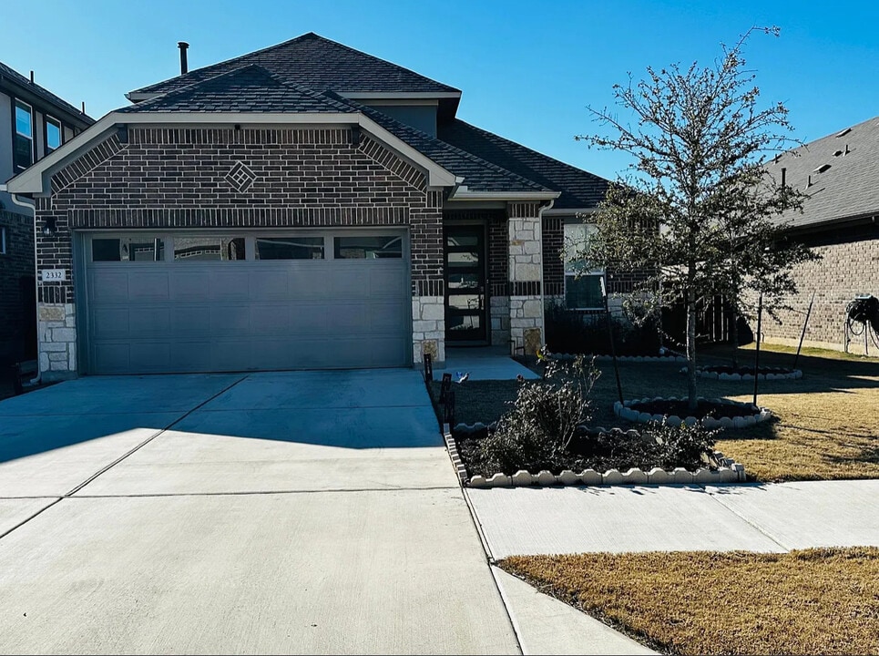 2332 Bravo Pass in Leander, TX - Building Photo