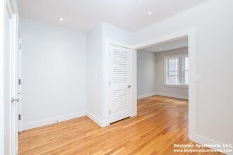 18 Forest St in Cambridge, MA - Building Photo - Building Photo