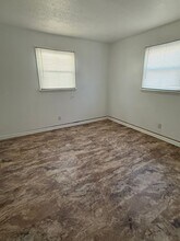 101-103 N Redwood Ln in Muncie, IN - Building Photo - Building Photo