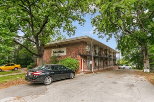 Celeste Manor in Birmingham, AL - Building Photo