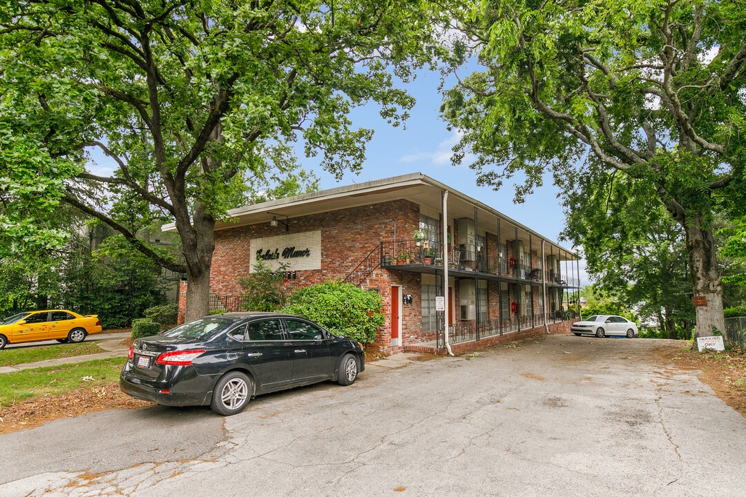 Celeste Manor in Birmingham, AL - Building Photo