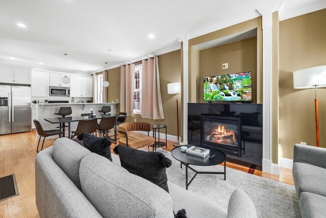 property at 91 Dresser St
