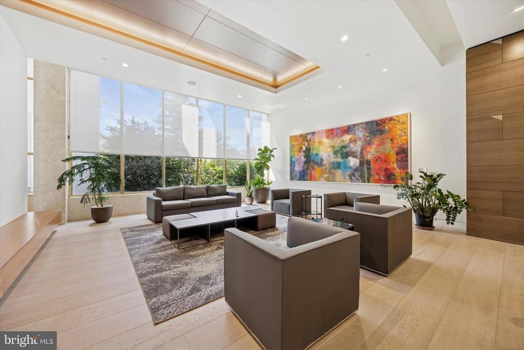 2401 Pennsylvania Ave in Philadelphia, PA - Building Photo