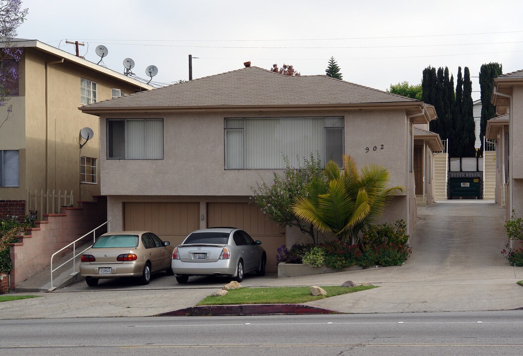 902 Centinela Ave in Inglewood, CA - Foto de edificio