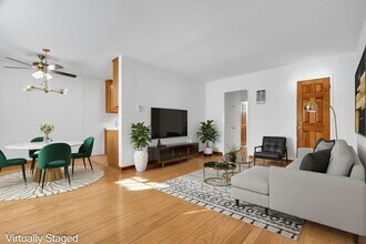 218 Gale Luxury Investments LLC in Beverly Hills, CA - Building Photo - Interior Photo