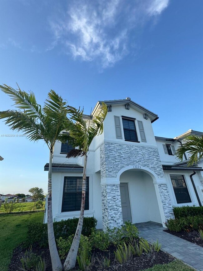 13265 SW 285th St in Homestead, FL - Building Photo - Building Photo