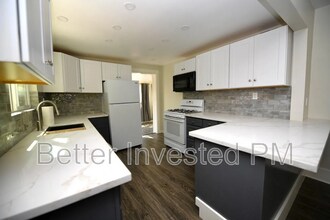 741 North St in Santa Rosa, CA - Foto de edificio - Building Photo
