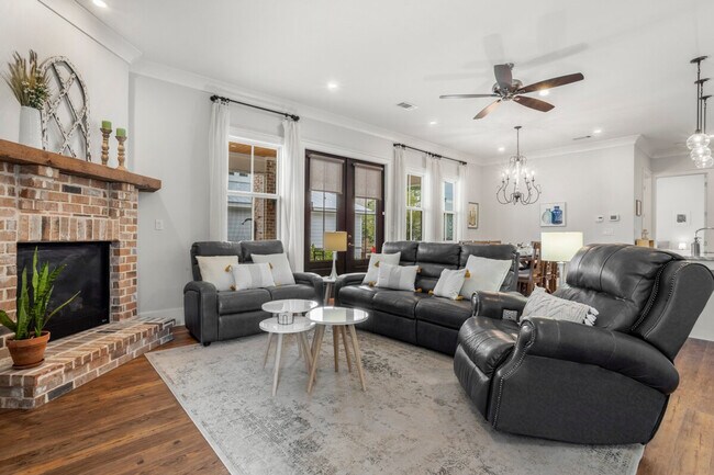 164 Markham Dr in Gulfport, MS - Building Photo - Building Photo