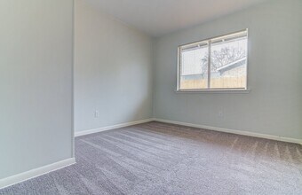 5703 Gloucester Ln in Austin, TX - Building Photo - Building Photo