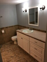 728 4th St in Cheney, WA - Foto de edificio - Building Photo