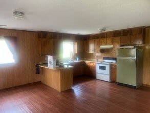 200 White Top Rd in Bristol, TN - Building Photo - Building Photo