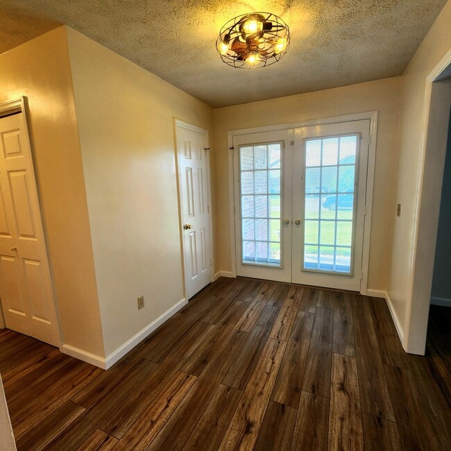 property at 636 Longview Rd
