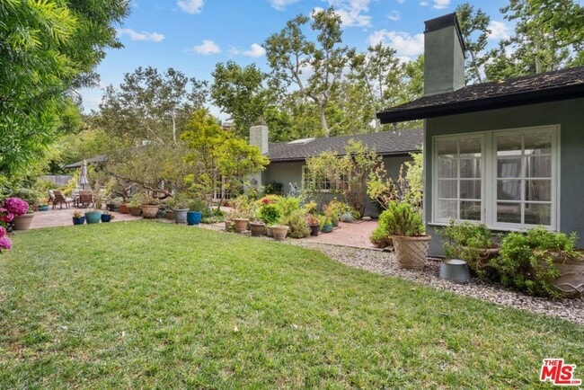 30604 Sicomoro Dr in Malibu, CA - Building Photo - Building Photo